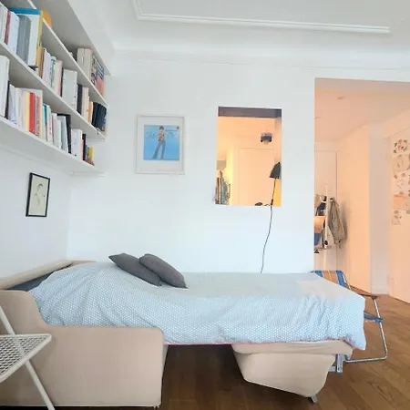 élégant, Moderne Et Paisible