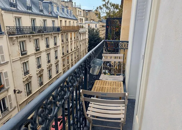 élégant, Moderne Et Paisible