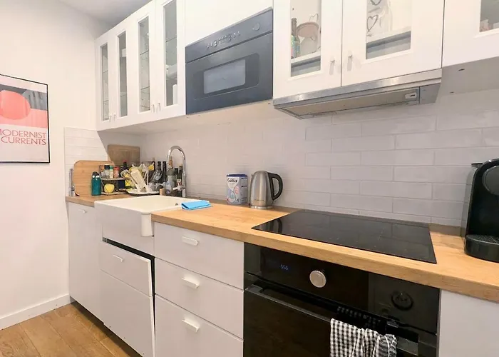 élégant, Moderne Et Paisible Apartamento París
