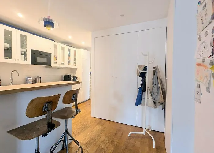élégant, Moderne Et Paisible *